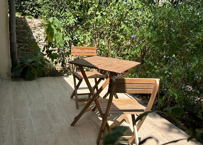 Hotel la pause nimoise à Nîmes