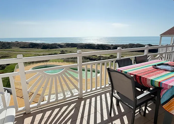 Appartements front de Mer SABLES D'OLONNE Les Sables-dʼOlonne avec Piscine
