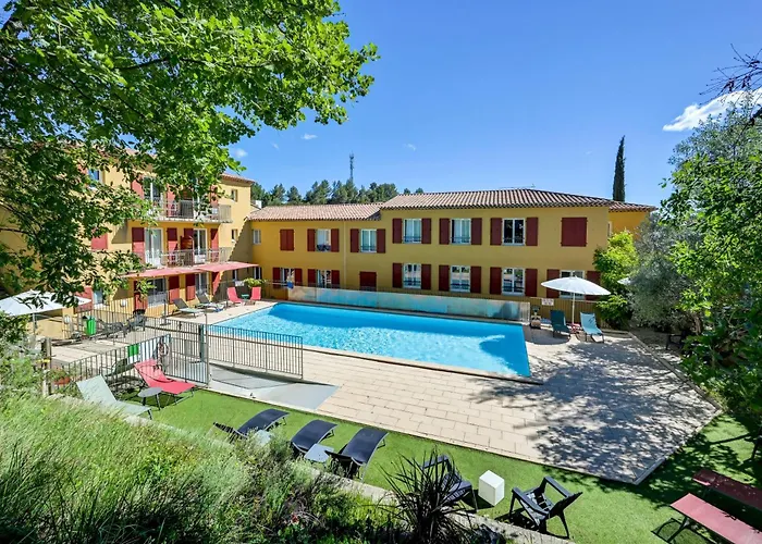 Saint-Paul-les-Durance Hotels