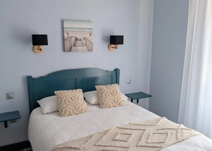 Le Verdon-sur-Mer Hotels