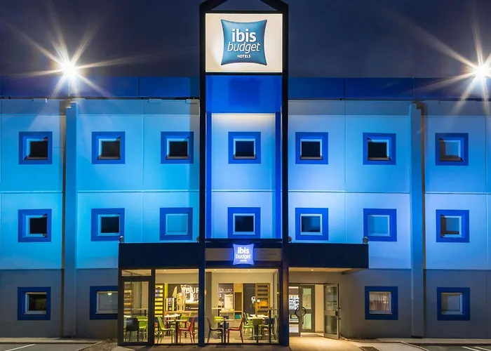 Verrieres-en-Anjou Hotels