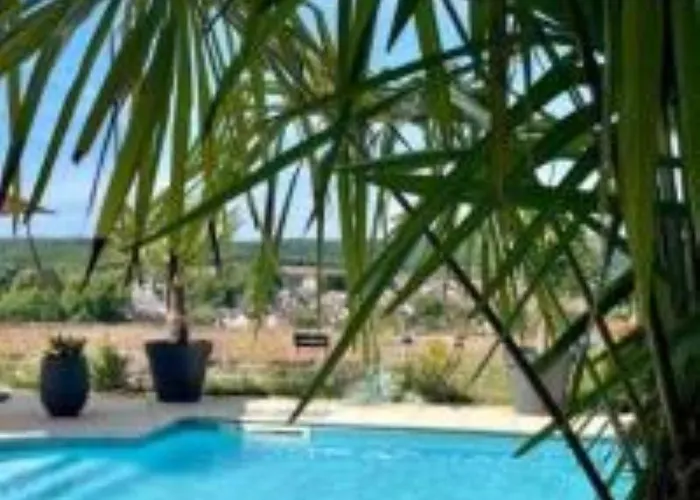 Essoyes Hotels