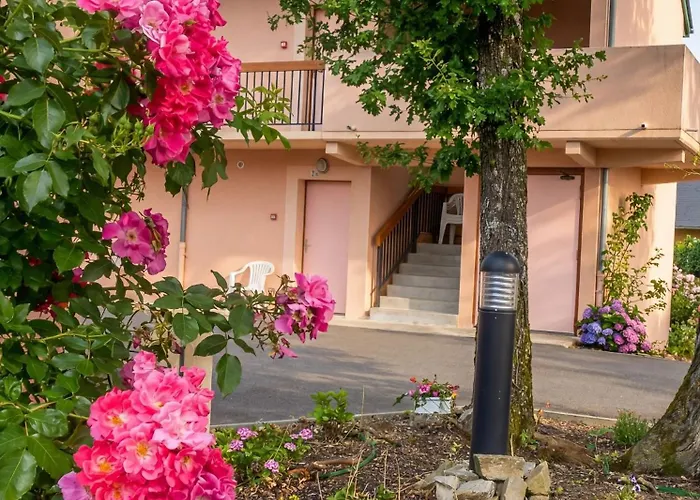 Requista Hotels