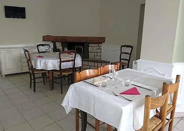 Objat Hotels