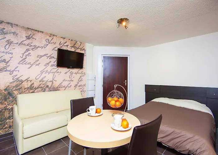 Villa Serafina Apartements Nice