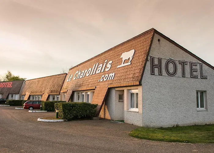 Vitry-en-Charollais Hotels