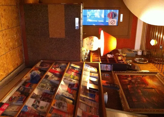 Hotel Des Arts Paris
