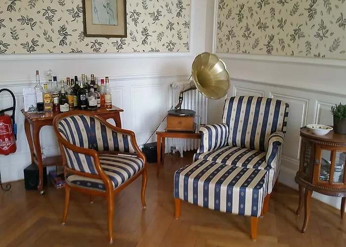 Hotel Villa La Cheneraie Saint-Raphaël