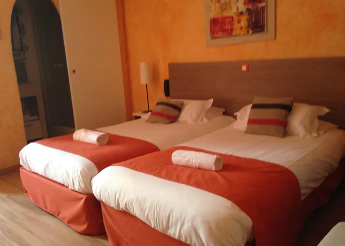 Hotel Cote Patio Nîmes