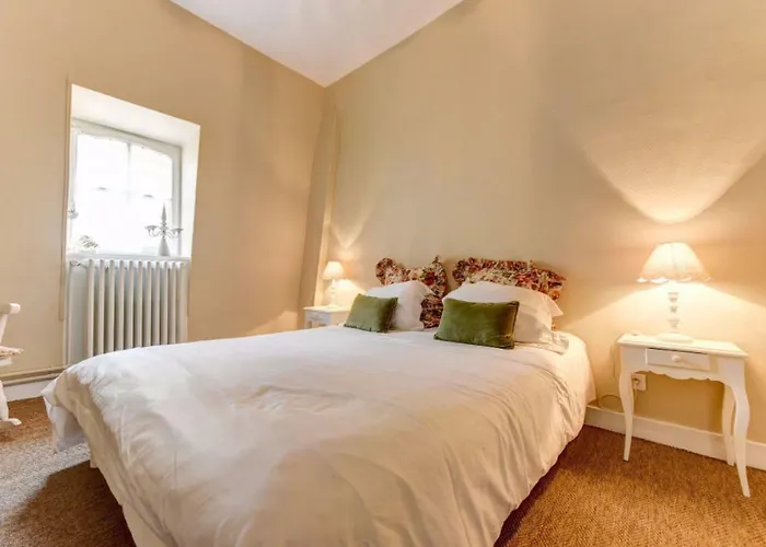 Bed and Breakfast H-Bnb - Les Meubles Du 1 à Metz