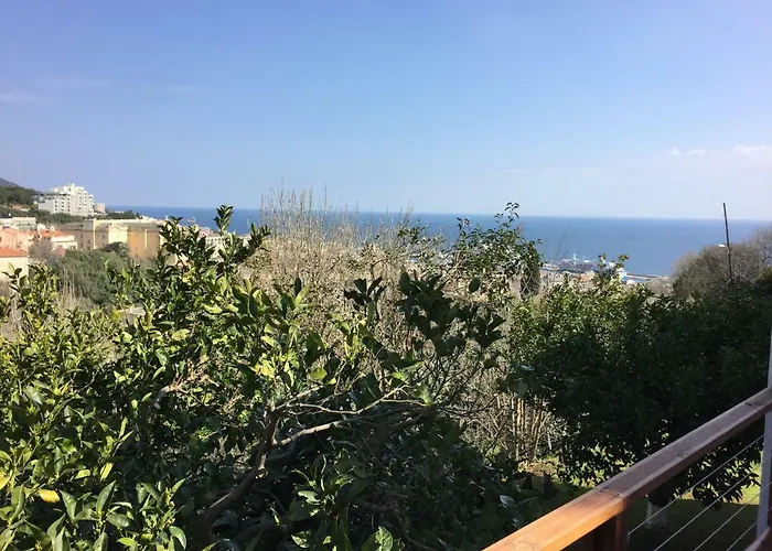 La Petite Villa Marie, Jardin Vue Mer Et Montagne Bastia  Privée