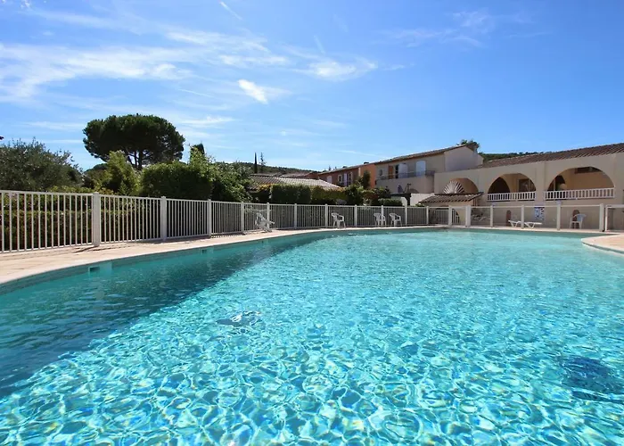 Saint-Tropez Walking Distance, Sea View House Vila privado