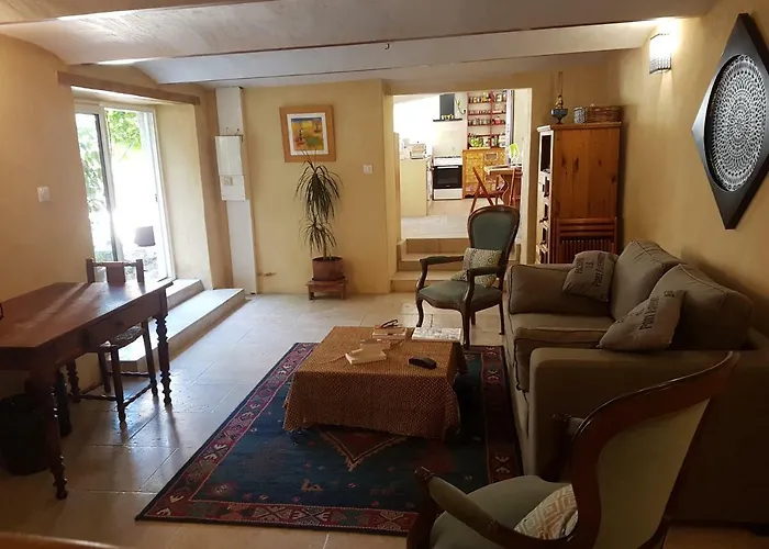 Villa Maison Atypique au pied du château à Montélimar Privée