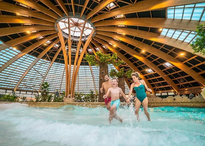 Epiniac Hotels