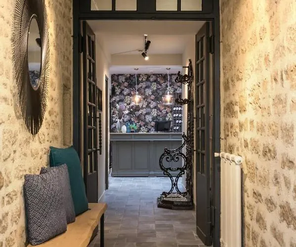 Valognes Hotels